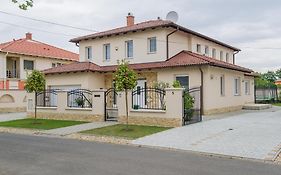 Aura Apartman